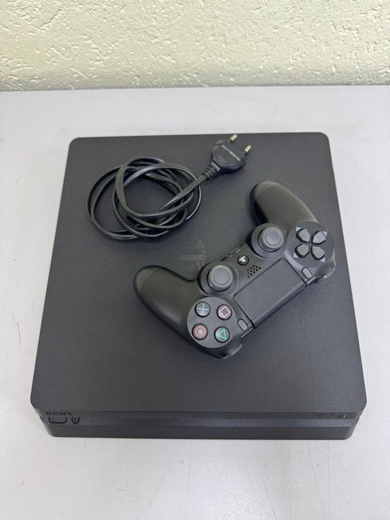 Купити Sony playstation 4 1tb Б/У