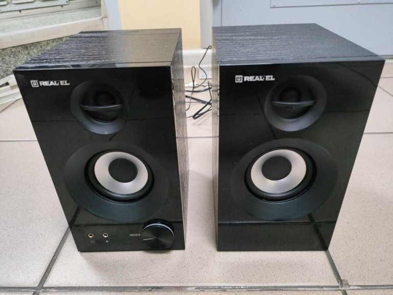 Дешиво Real-el S-420 Black с ломбарда