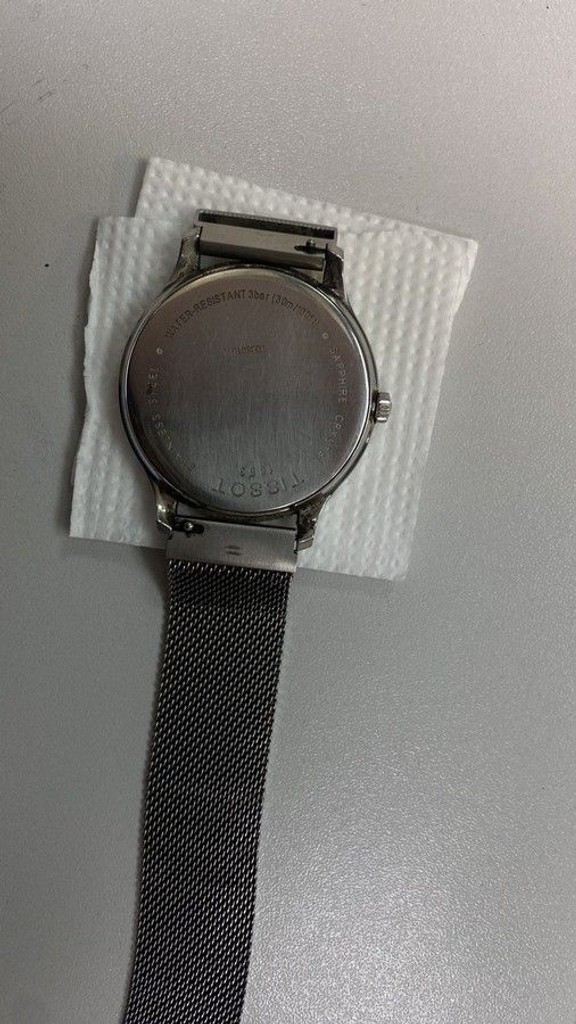 Дешиво Tissot t063610a с ломбарда