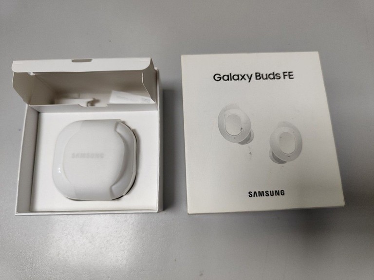 Распродажа Samsung galaxy buds fe, продавец Техноскарб