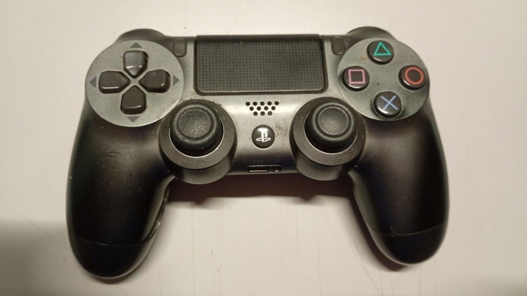 Купити Sony dualshock 4 Б/У