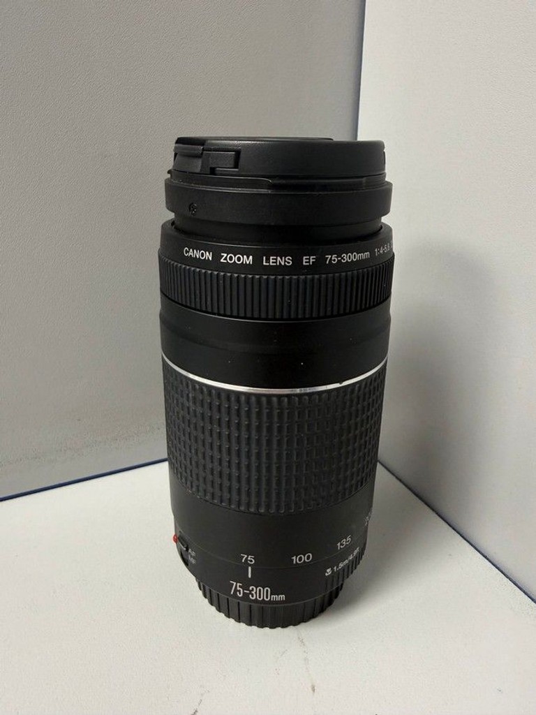 Купити Canon EF 75-300mm f/4-5,6 III (6473A0150 Б/У