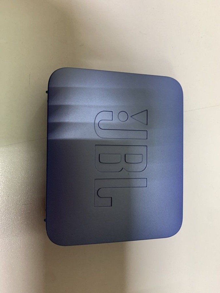Купити Jbl go essential Б/У