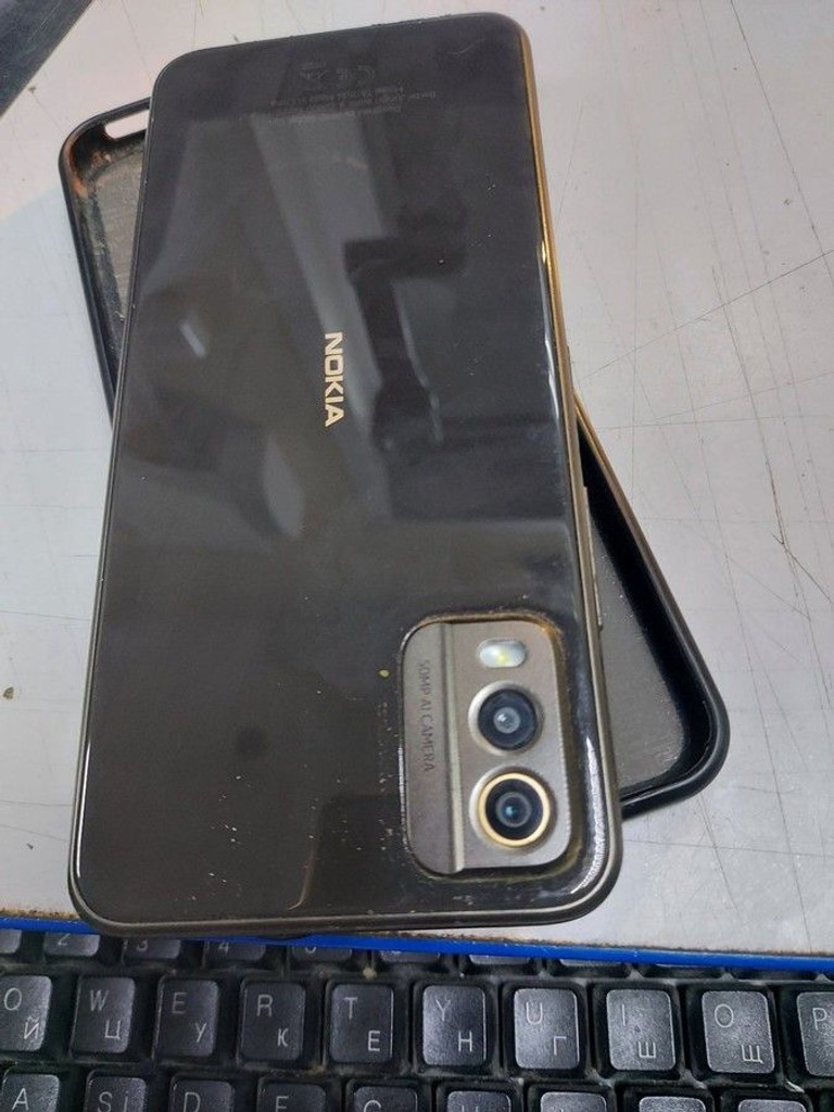 Дешиво Nokia C32 4/64GB Green с ломбарда