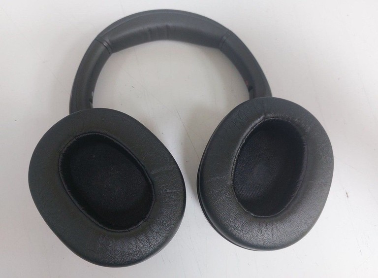 Оголошення Sony ult wear Б/У
