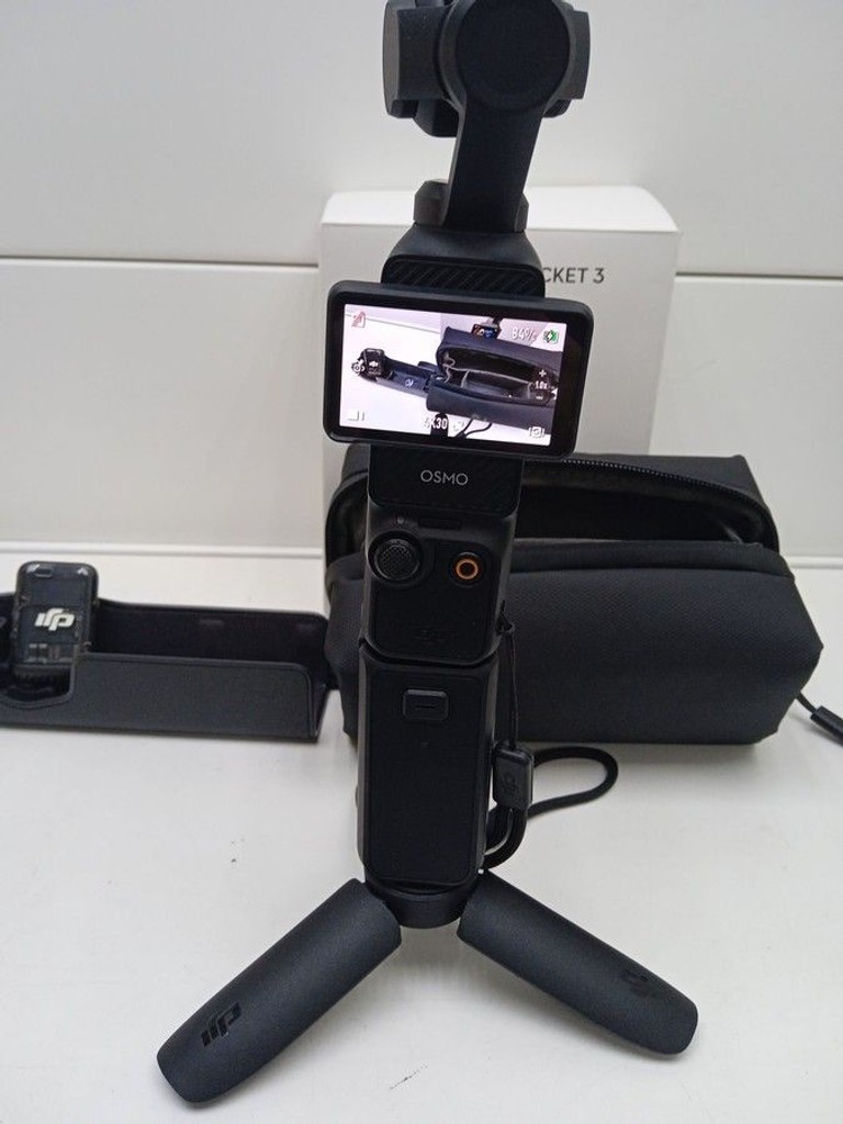 Дешево Dji osmo pocket 3 creator combo з ломбарду
