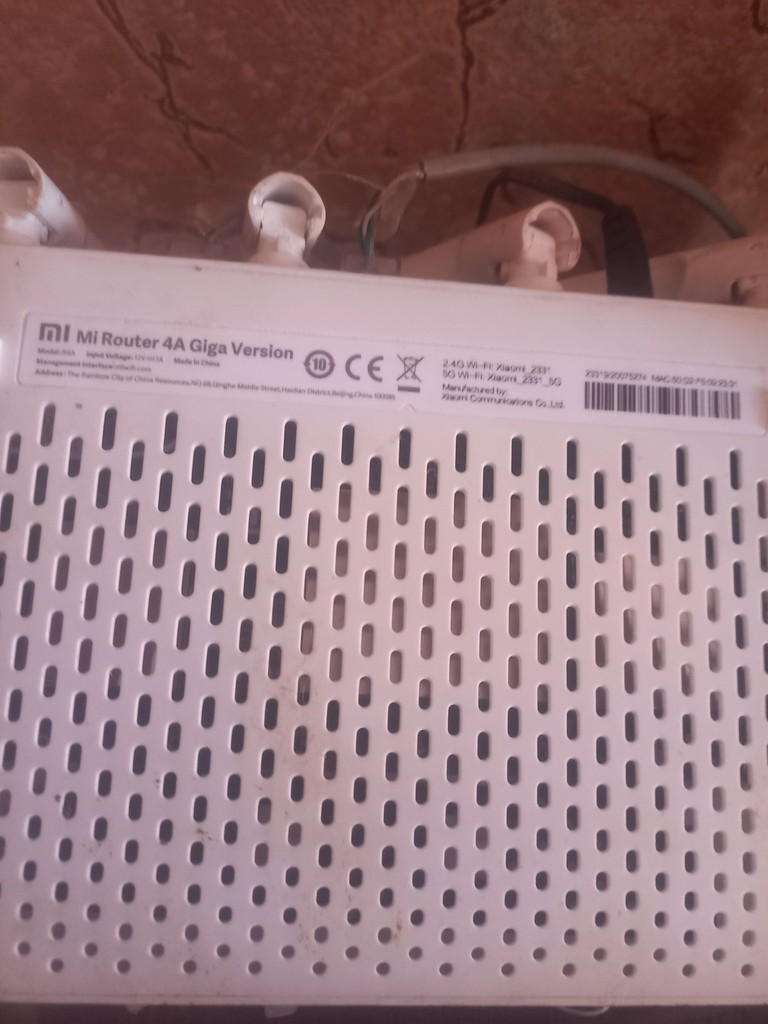 Оголошення Xiaomi mi wifi router 4a global Б/У