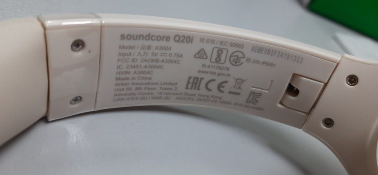 Купить Anker soundcore q20i Б/У