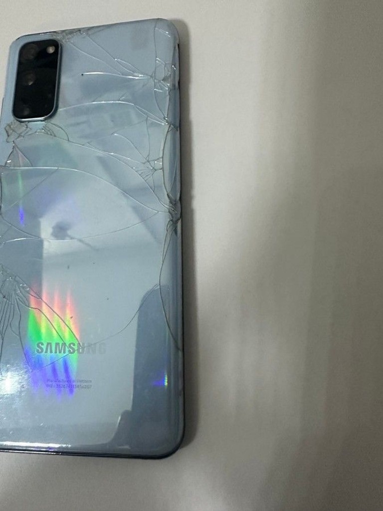 Дешево Samsung galaxy s20 5g sm-g981 12/128gb з ломбарду