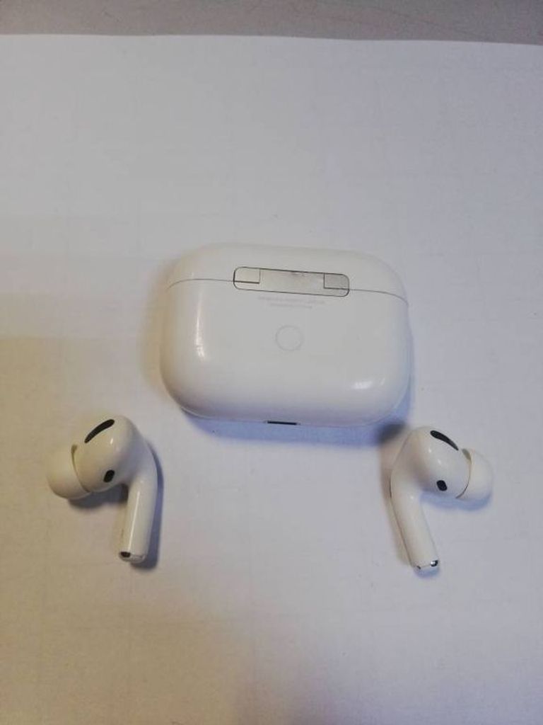 Купити Apple airpods pro a2190,a2084+a2083 2019г Б/У