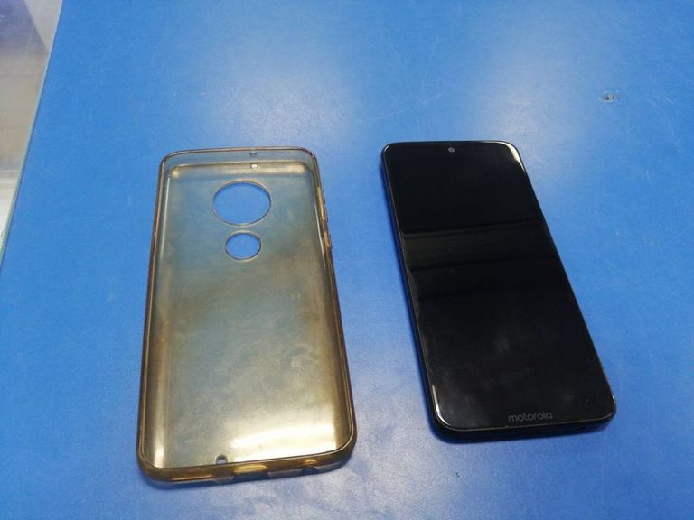 Купити Motorola xt1962-5 moto g7 4/64gb Б/У