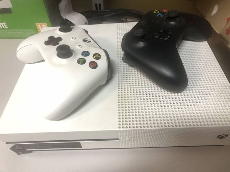Дешиво Xbox360 one s 1000gb с ломбарда