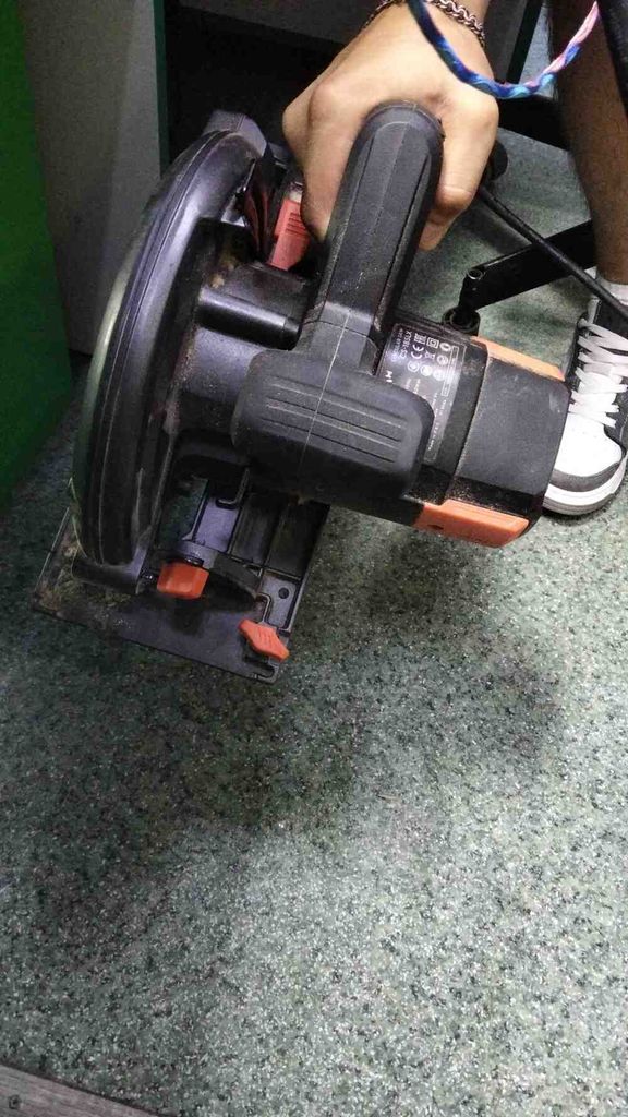 Дешево Dnipro-m CS-185LX (16848000) з ломбарду