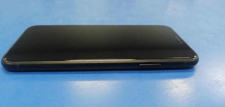 Apple iphone xr 128gb Код:01-200407730. Изображение 6