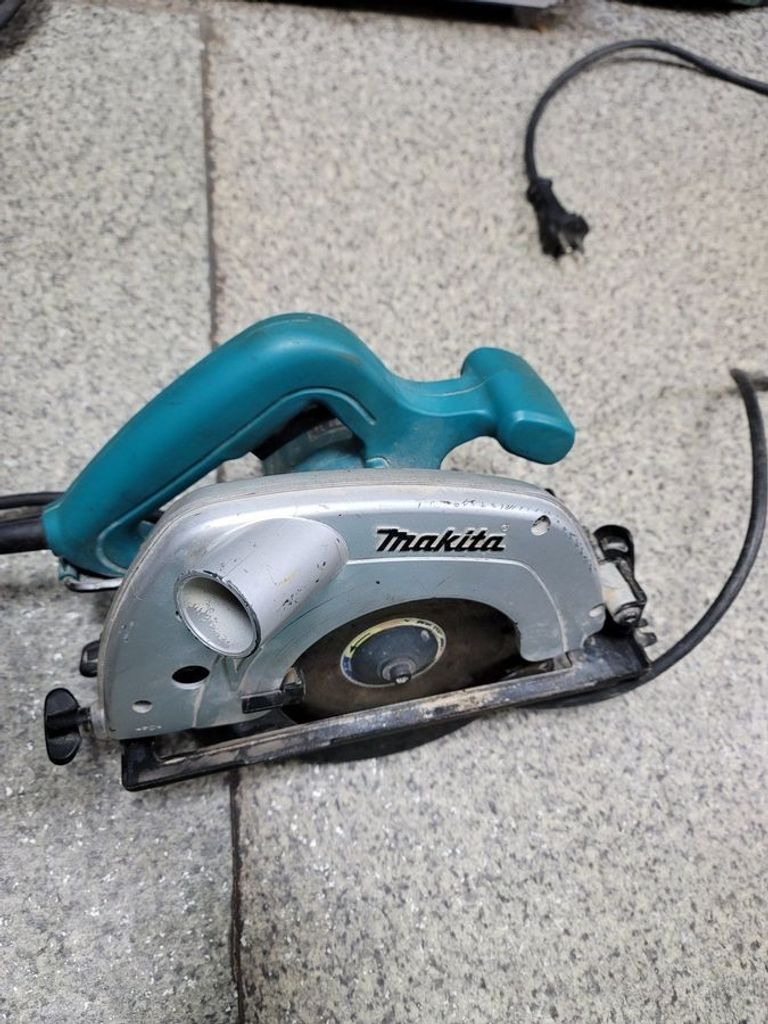 Купити Makita 5604R Б/У