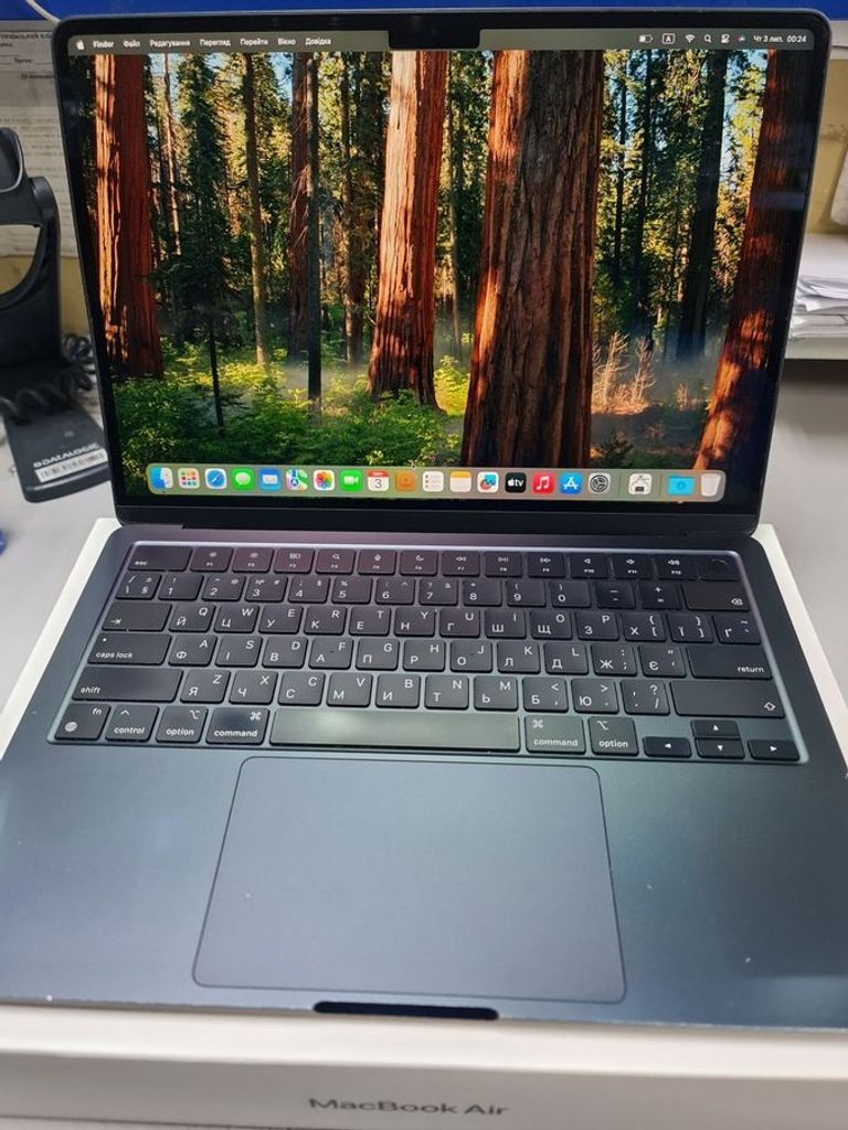 Купити Apple macbook air 13,6" m2 2022 Б/У