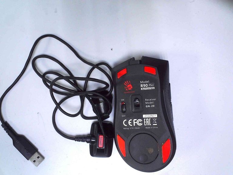 Дешиво Bloody r90 plus с ломбарда