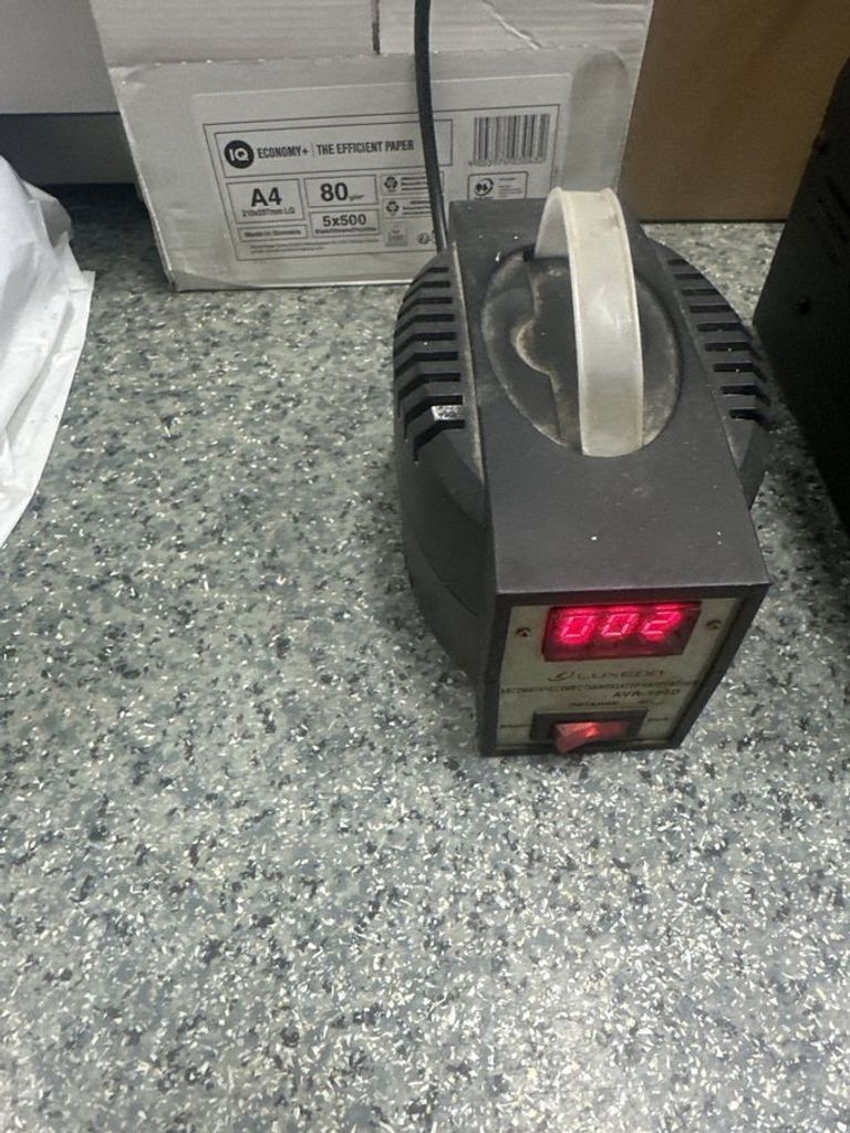 Купити Вольт eco-300 Б/У