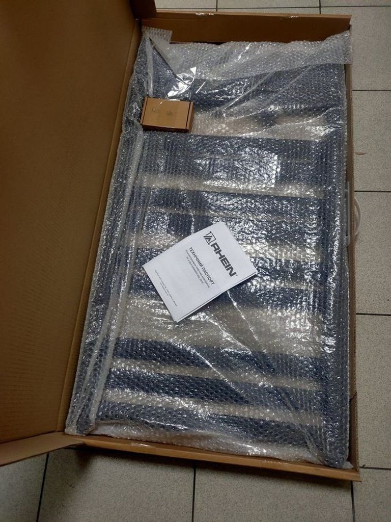 Купити Rhein Reya s12 500х1000 e l pe/mat ral9005 280w Б/У