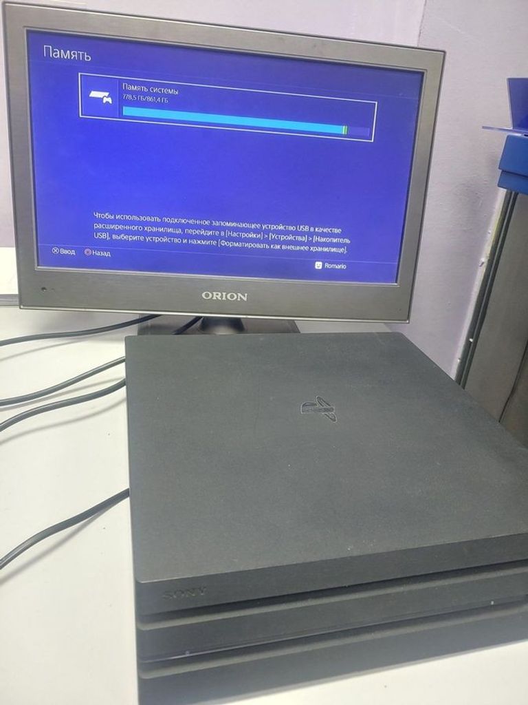 Дешиво Sony PlayStation 4 Pro (PS4 Pro) 1TB Black (9773412) с ломбарда