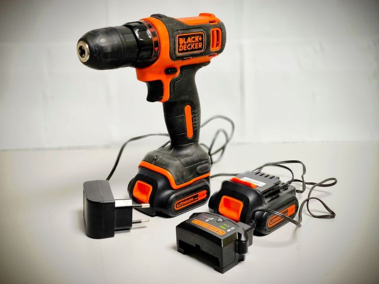 Купить Black&Decker bdcdd12 2акб + зп Б/У