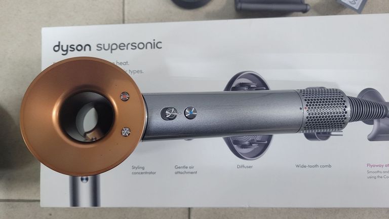 Dyson HD07 Supersonic Nickel/Copper (389922-01) Код:01-200636383. Зображення 5