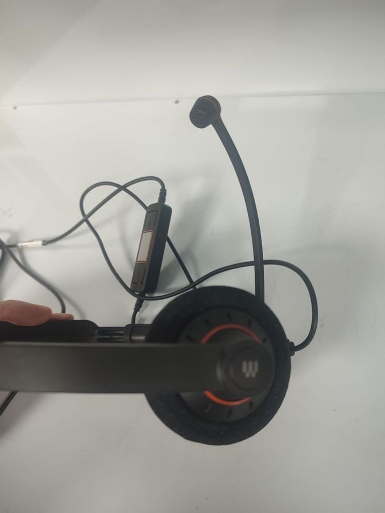 Дешиво Epos sc 60 usb ml с ломбарда