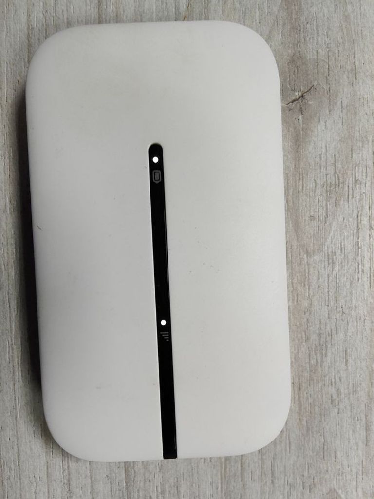 Купить Anteniti e5576 Б/У