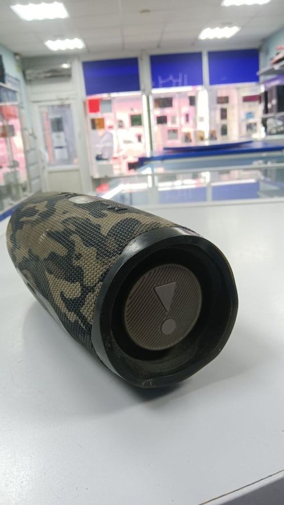Оголошення Jbl charge 4 Б/У