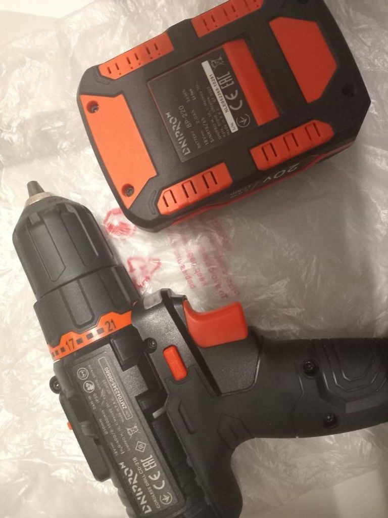 Дешево Dnipro-M cd-218 1акб 2ah зп з ломбарду