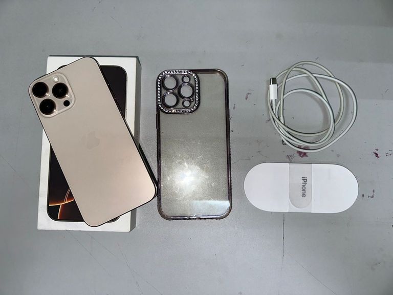 Apple iphone 16 pro max 256gb Код:01-200820725. Зображення 8