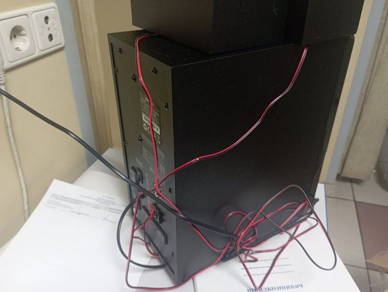 Купити Real-el M-555 Black Б/У