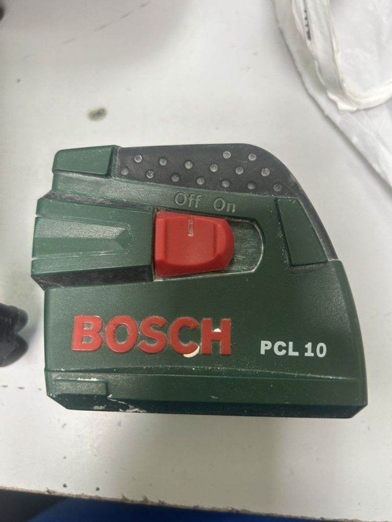 Дешево Bosch PCL 10 SET з ломбарду
