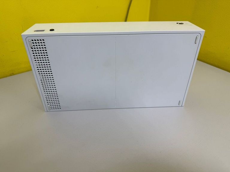 Дешево Microsoft xbox series s 512gb з ломбарду