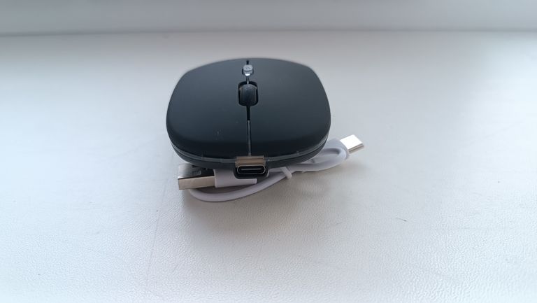 Оголошення Безпровідна комп'ютерна мишка Bluetooth 5.1 із LED освітленням! Б/У