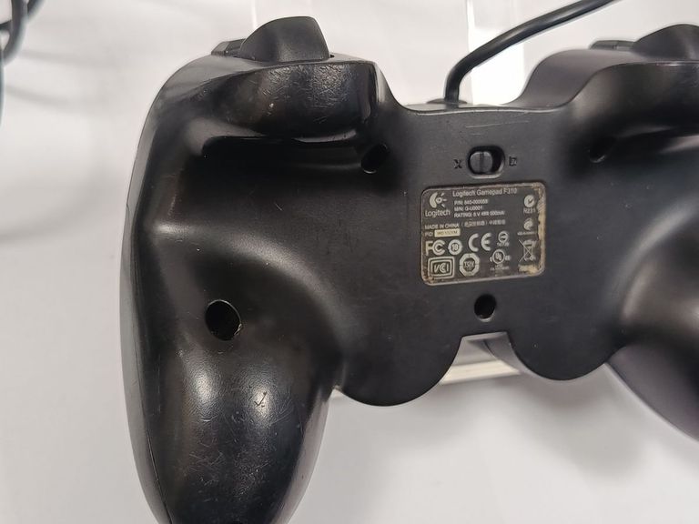 Розпродаж Logitech Gamepad F310, продавець Техноскарб