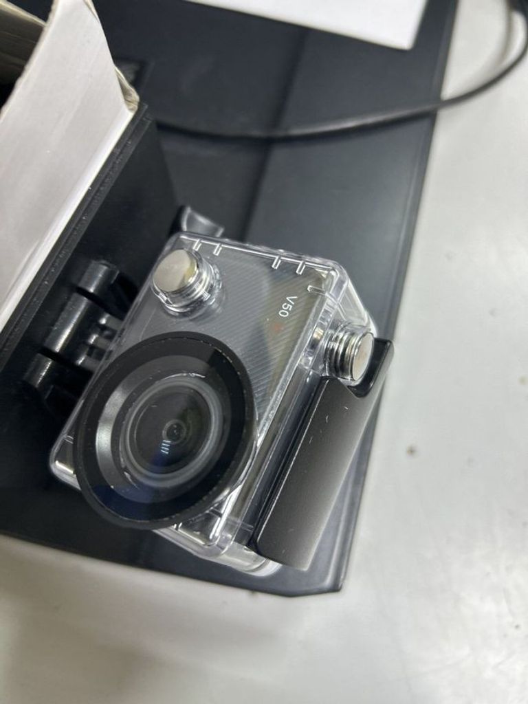 Оголошення Akaso v50x Б/У