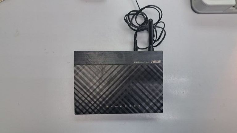 Дешиво Asus rt-n10e с ломбарда