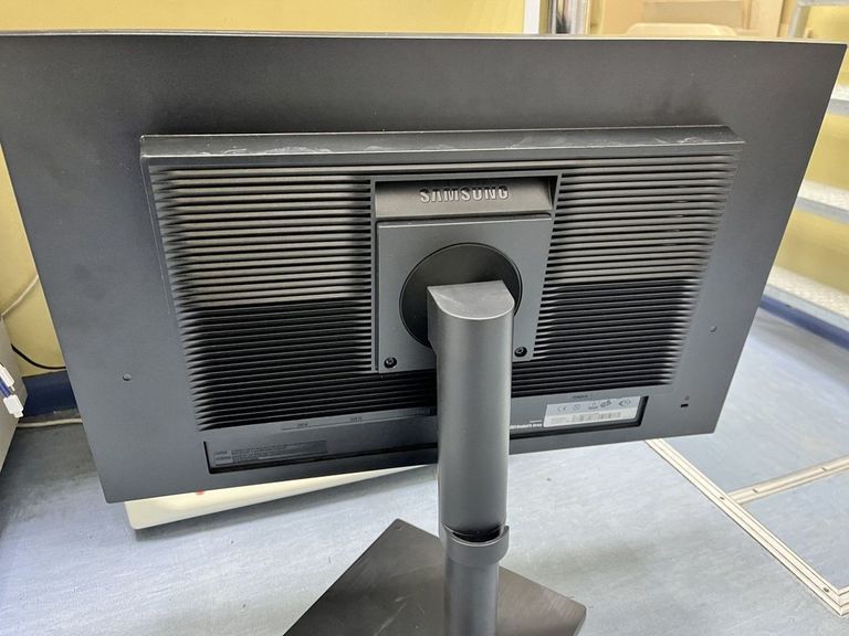 Распродажа Samsung professional s24c430, продавец Техноскарб