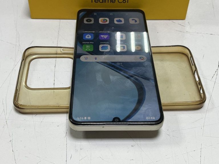 Дешево Realme c61 8/256gb з ломбарду