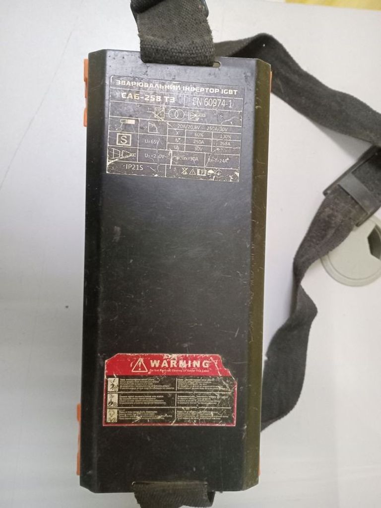 Дешево Dnipro-M sab-258ts з ломбарду