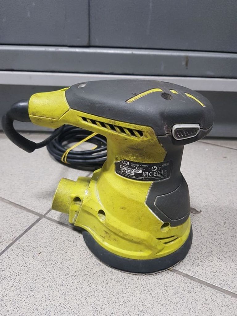 Дешиво Ryobi ROS 300 с ломбарда