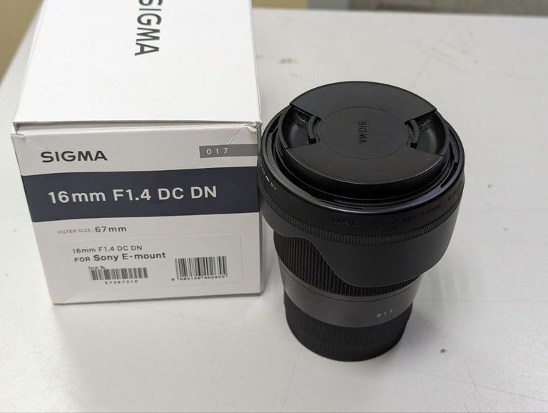Оголошення Sigma AF 16mm f/1,4 DC DN C Б/У