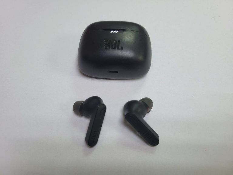 Оголошення Jbl tune 245 nc Б/У