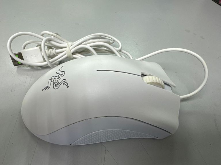 Дешево Razer deathadder essential з ломбарду