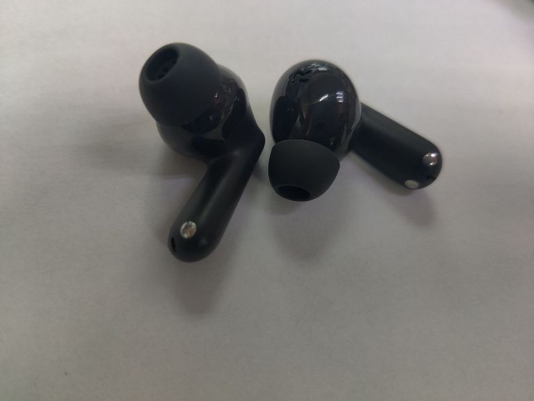 Дешево Oppo enco air4 pro з ломбарду