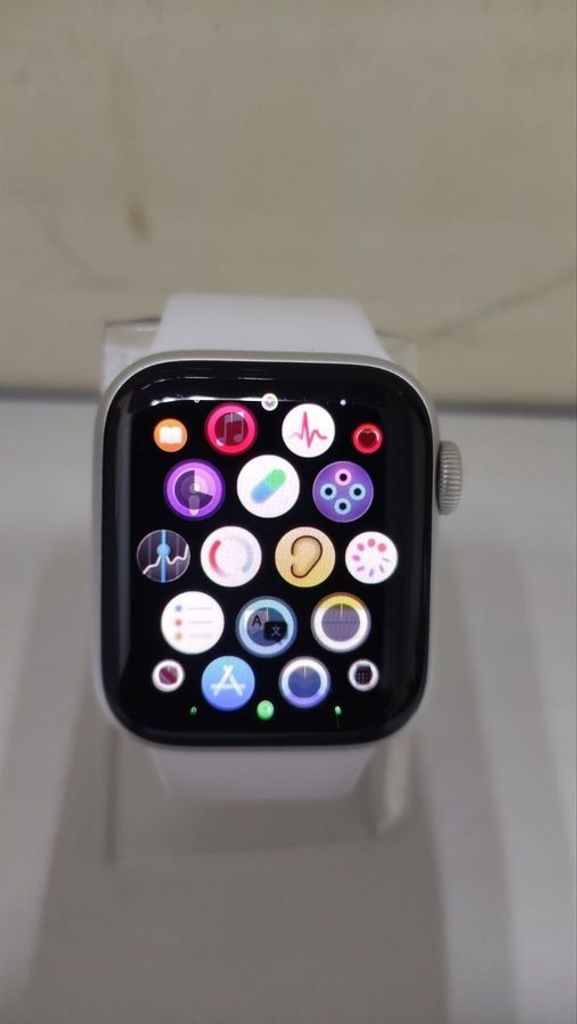 Оголошення Apple watch series 6 gps aluminium case 40mm a2291 Б/У