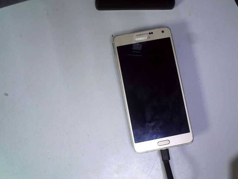 Купити Samsung galaxy a7 sm-a700h 2/16gb Б/У