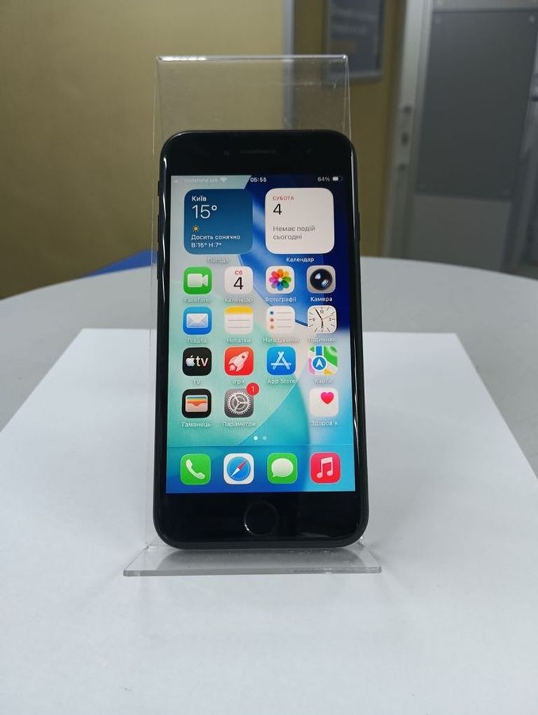 Розпродаж Apple iPhone SE 2020 128GB Black Slim Box (MHGT3), продавець Техноскарб