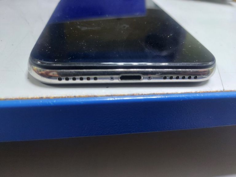 Apple iphone x 64gb Код:01-200916922. Изображение 8